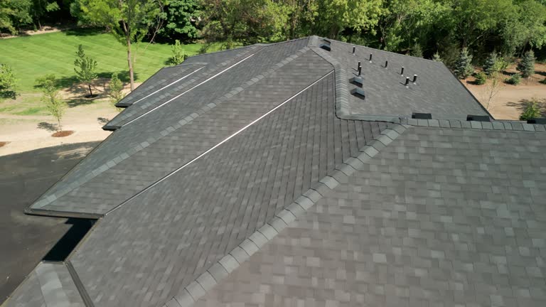 Fast & Reliable Emergency Roof Repairs in Oakwood, OH